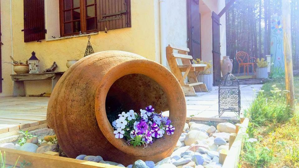 Clos De L'Artuby Valderoure Экстерьер фото